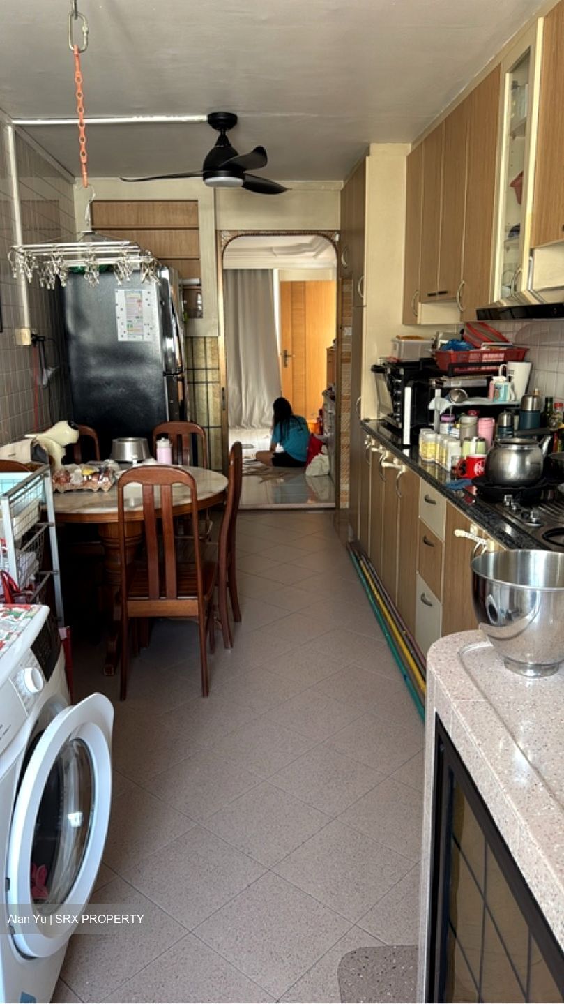 Blk 334 Woodlands Street 32 (Woodlands), HDB 4 Rooms #600561101